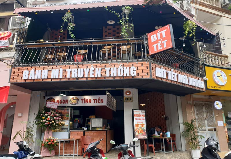 Bít Tết Ngà Nguyễn - Bánh mì Chảo bít tết ở 83 Đặng Văn Ngữ, Hà Nội