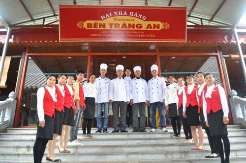 Nhà Hàng Bến Thuyền Tràng An