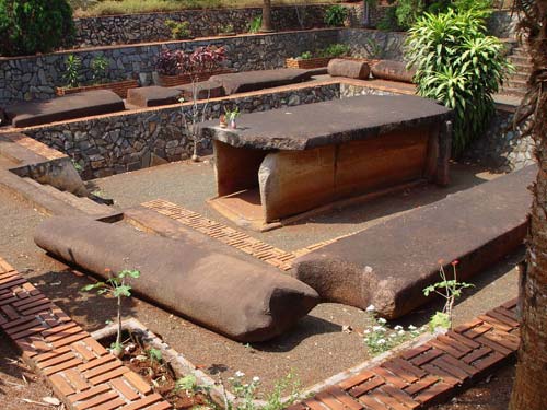Di tích mộ cổ Hàng Gòn Đồng Nai