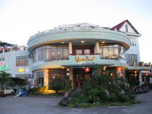 Nhà hàng Vạn Tuế Hải Phòng