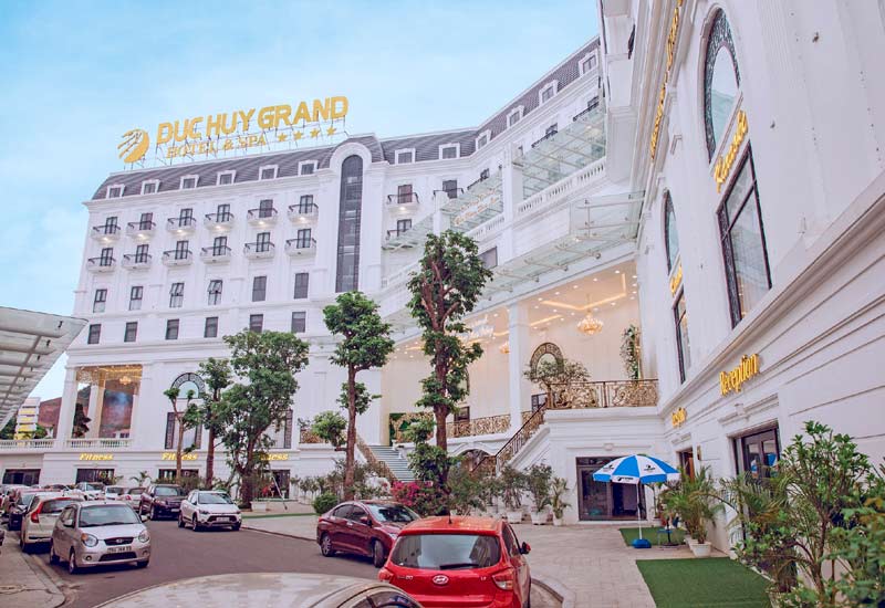 Duc Huy Grand Hotel & Spa