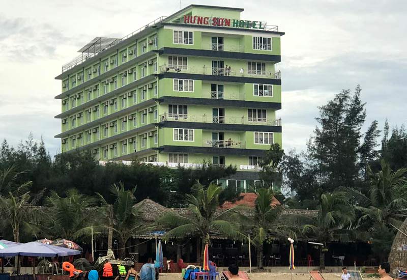 Khách sạn Hưng Sơn - biển Hải Hòa