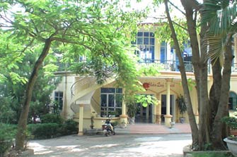 Khách sạn Mê Linh
