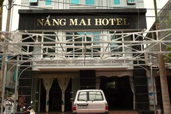 Khách sạn Nắng Mai