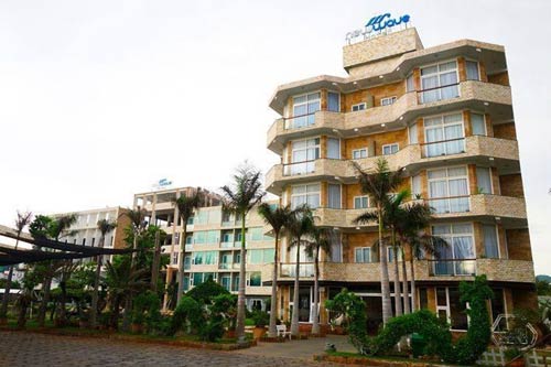 New Wave Hotel