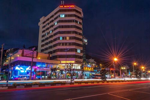 Khách sạn P & T
