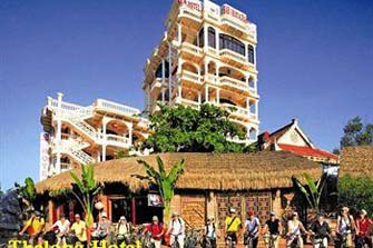 Khách sạn Thế Long