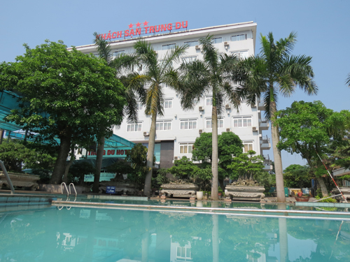 Khách sạn Trung Du