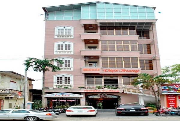 Khách sạn Việt Trung