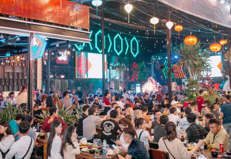 Max Beer Garden - 12 Hoàng Thị Loan, Đà Nẵng