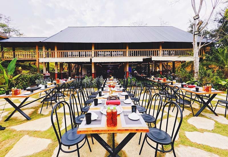 Nhà hàng Rose Villas - Nhà hàng sang trọng ở Yên Bài, Ba Vì