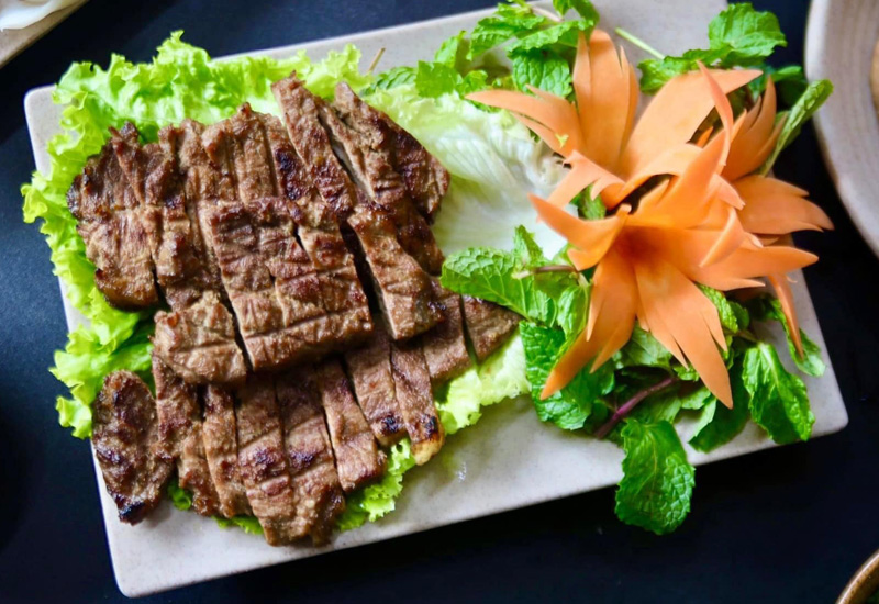 Thắng Cố Quành - Ngựa đủ món tại Đường Hùng Quốc Vương, Việt Trì