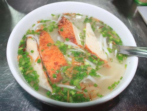 Bánh canh chả cá Phan Thiết