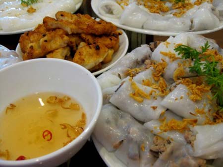 Bánh cuốn chả mực Hạ Long