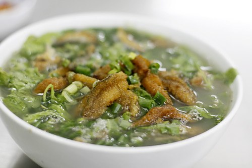 Bánh đa cá rô đồng ở Hà Nội