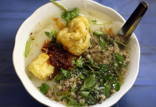 Bánh đúc nóng Hà Nội