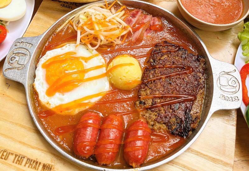 Bánh Mỳ Chảo Cột Điện Quán - 78 Chùa Láng, Đống Đa