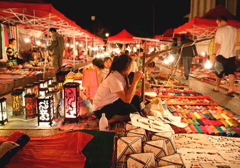 Chợ đêm Tây Đô Cần Thơ