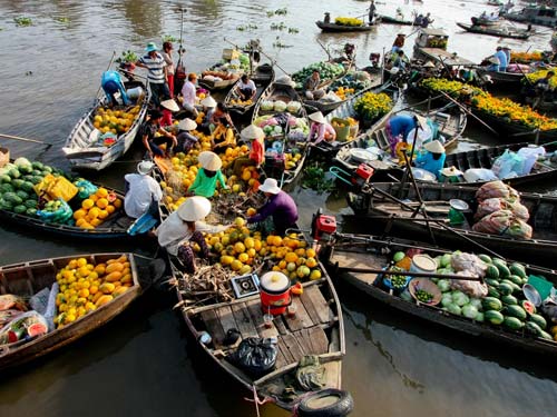 Chợ nổi Phong Điền Cần Thơ