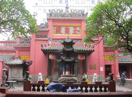 Chùa Ngọc Hoàng Hồ Chí Minh