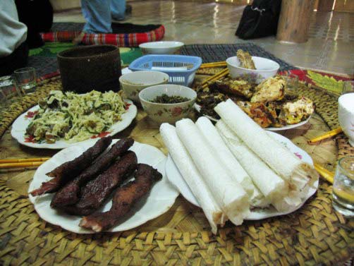 Cơm lam Tuyên Quang