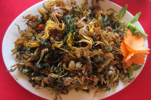 Cua đồng rang lá lốt Ninh Bình
