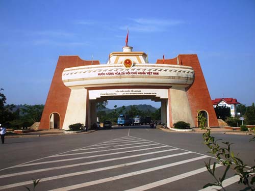 Cửa khẩu Lao Bảo Quảng Trị
