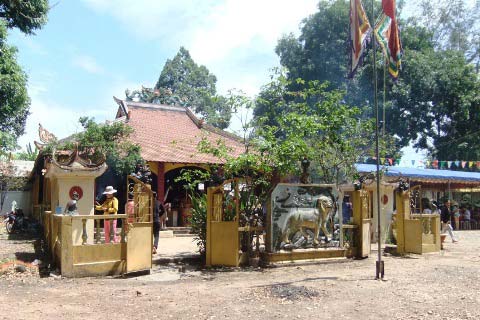 Đình thần Hưng Long Bình Phước