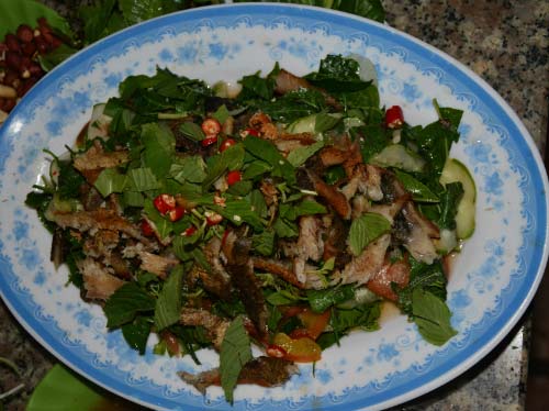 Gỏi sầu đâu cá sặc
