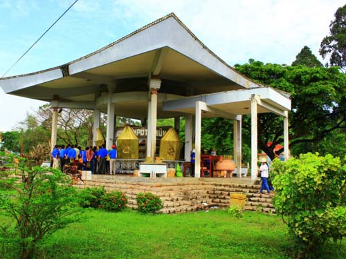 Khu di tích lịch sử Tức Dụp An Giang