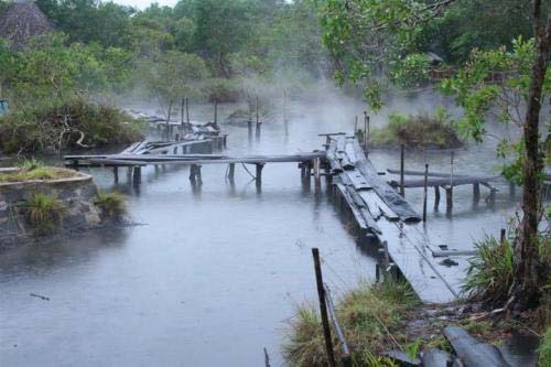 Khu du lịch Hồ Suối Lam Bình Phước