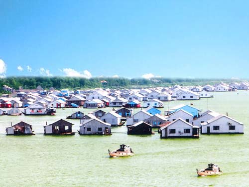Làng nổi Châu Đốc An Giang