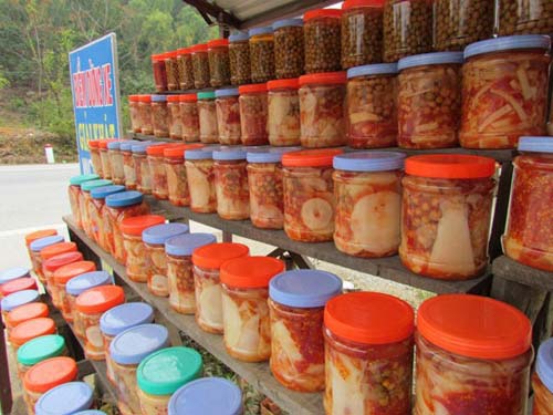 Măng ngâm ớt Bắc Kạn