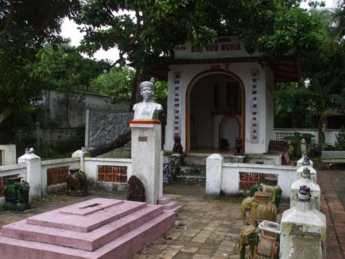 Mộ Thủ khoa Bùi Hữu Nghĩa Cần Thơ