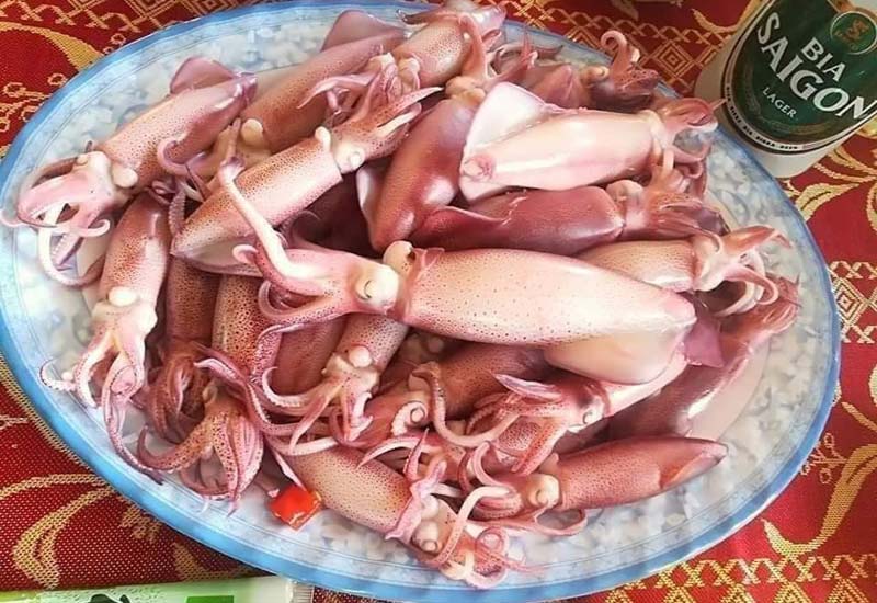 Nhà Hàng Độ Tuyết - Hải sản, Mực nhảy tại Vũng Áng