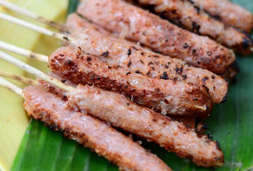 Nem chua nướng Hà Nội