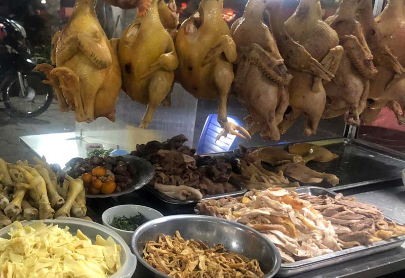 Quán Ngọc - Phở gà, Bún ngan ở 66 Tân Mai, Hoàng Mai, Hà Nội