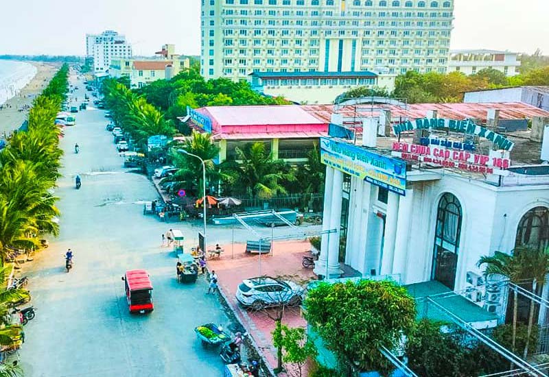 Nhà hàng Biển Xanh Hải Tiến - Khu du lịch Sinh thái biển Hải Tiến