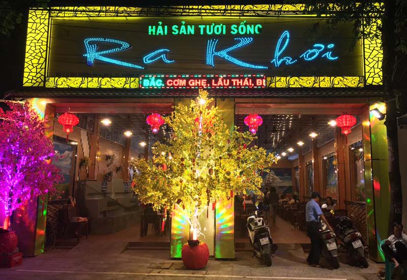 Hải Sản Tươi Sống Ra Khơi - 131 Đường 30 Tháng 4, Phú Quốc