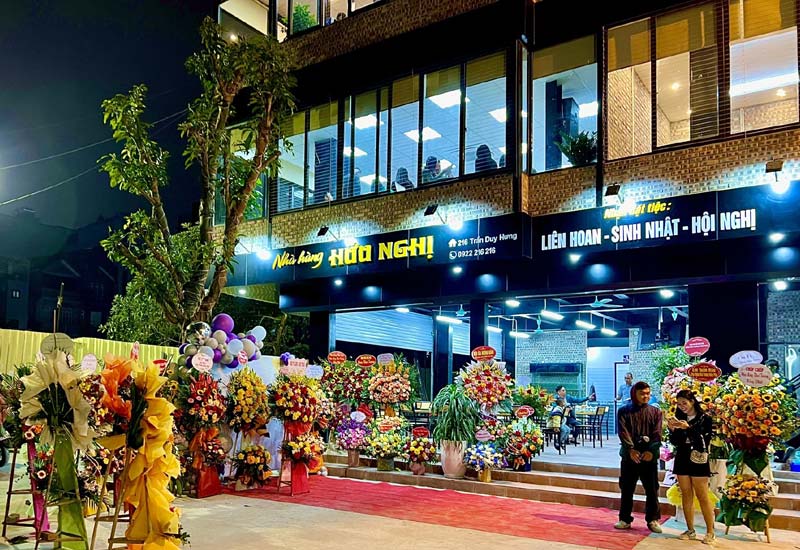 Nhà Hàng Hữu Nghị - 216 Trần Duy Hưng, Hà Nội
