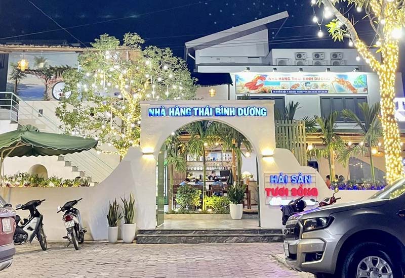Nhà hàng Thái Bình Dương - 98 Hồ Bá Kiện, Thành phố Vinh