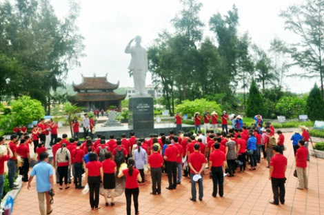 Nhà lưu niệm bác Hồ trên đảo Cô Tô