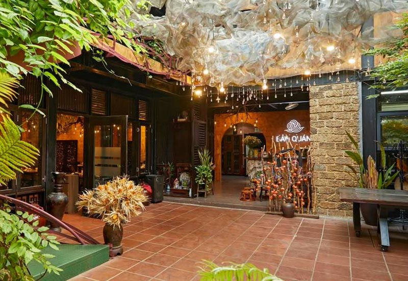 Bản Quán - Ẩm thực dân tộc tại 81 Phan Kế Bính, Hà Nội