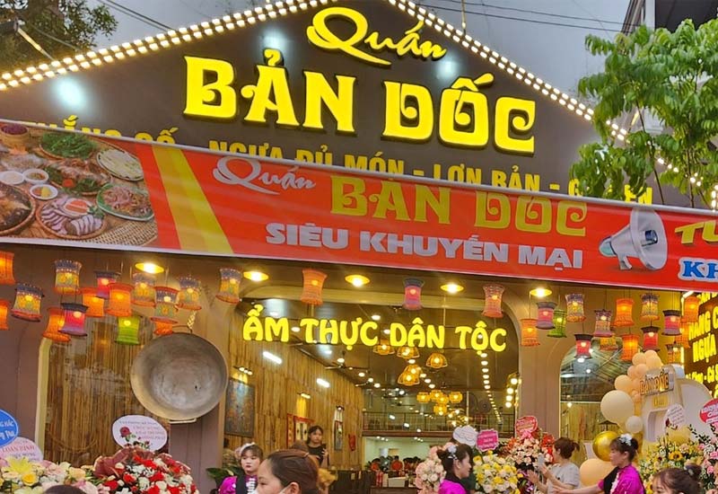 Quán Bản Dốc Mộc Châu - Thắng Cố, Lợn Bản đủ món ở 142 Đường Tô Hiệu, TT Mộc Châu