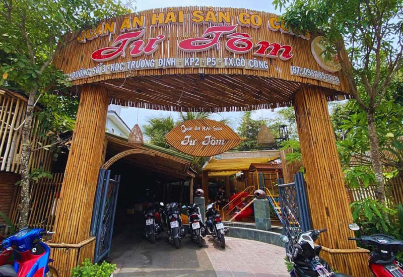 Quán Ăn Hải Sản Tư Tôm - Nhà hàng có không gian đẹp ở Thị Xã Gò Công