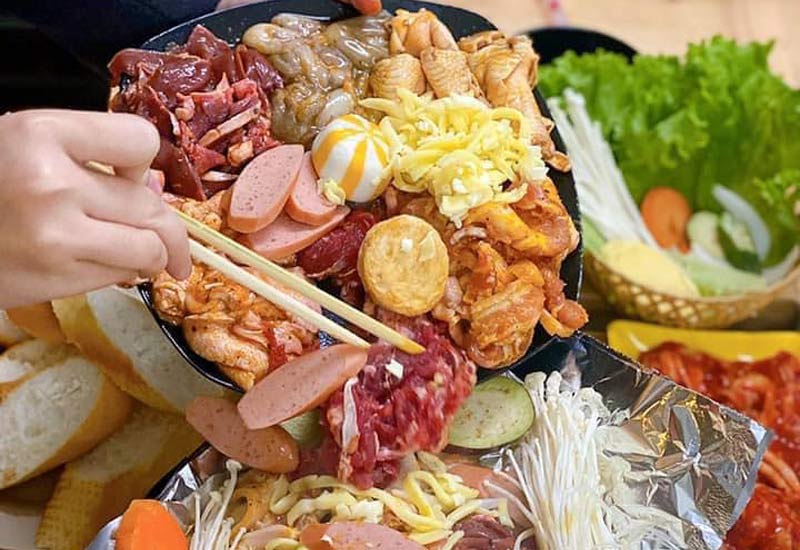 Mr Mlem - Quán Buffet Bò Nầm Nướng tại 127 Ô Chợ Dừa, Đống Đa