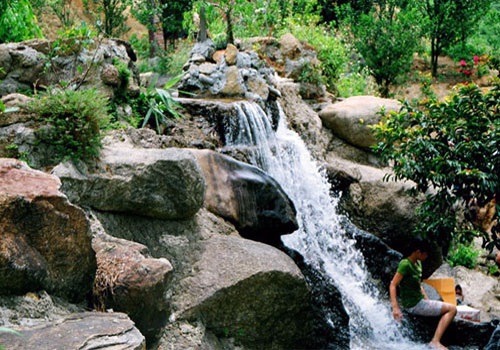 Suối Hoa Lan Nha Trang