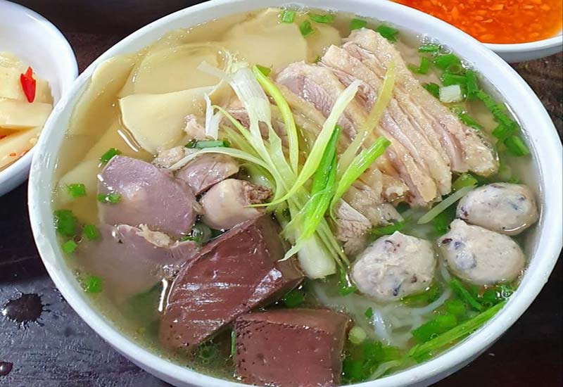 Ngan Huế Thương - Quán Bún Miến Ngan ở 72 Trâu Quỳ, Gia Lâm