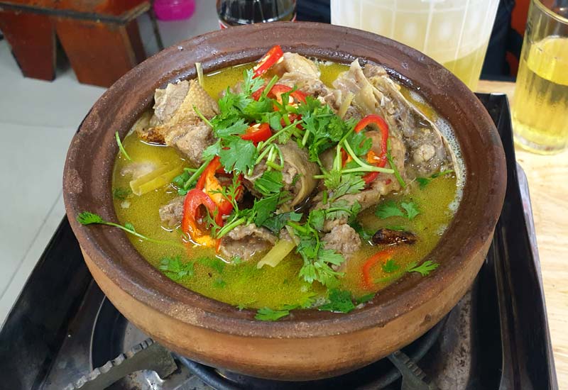 Quán Vịt 29 - Vịt Quay Bắc Kinh tại 18 Trung Hoà, Hà Nội