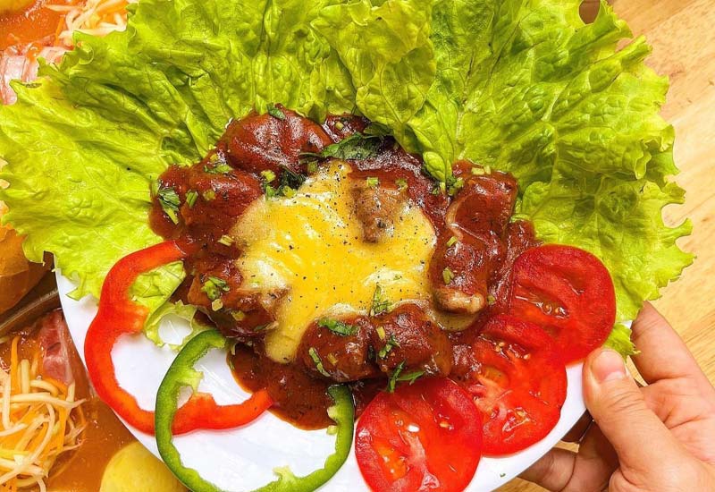 Bánh Mỳ Chảo Cột Điện Quán - 39 Lạc Trung, Hai Bà Trưng